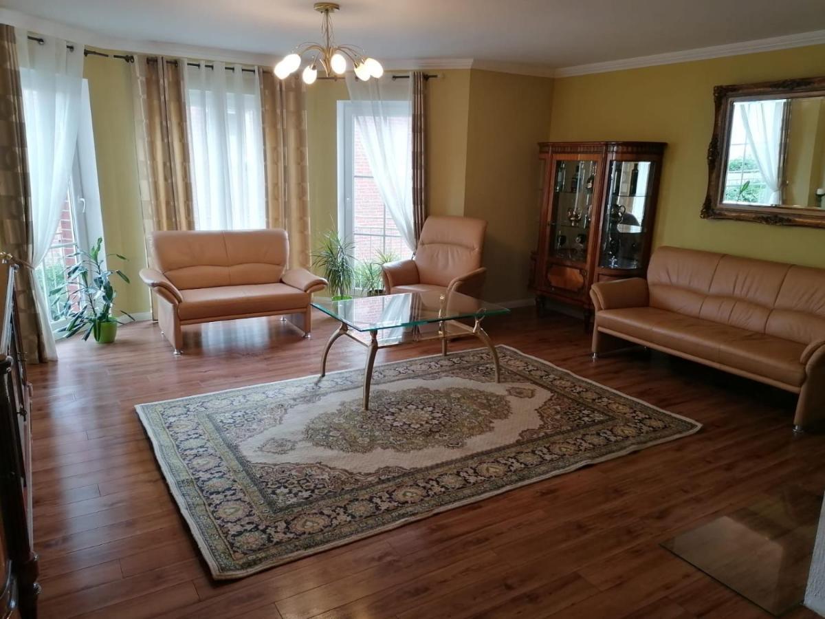 Grosses 4 Zimmer Apartment Naehe Messe Hannover Buitenkant foto
